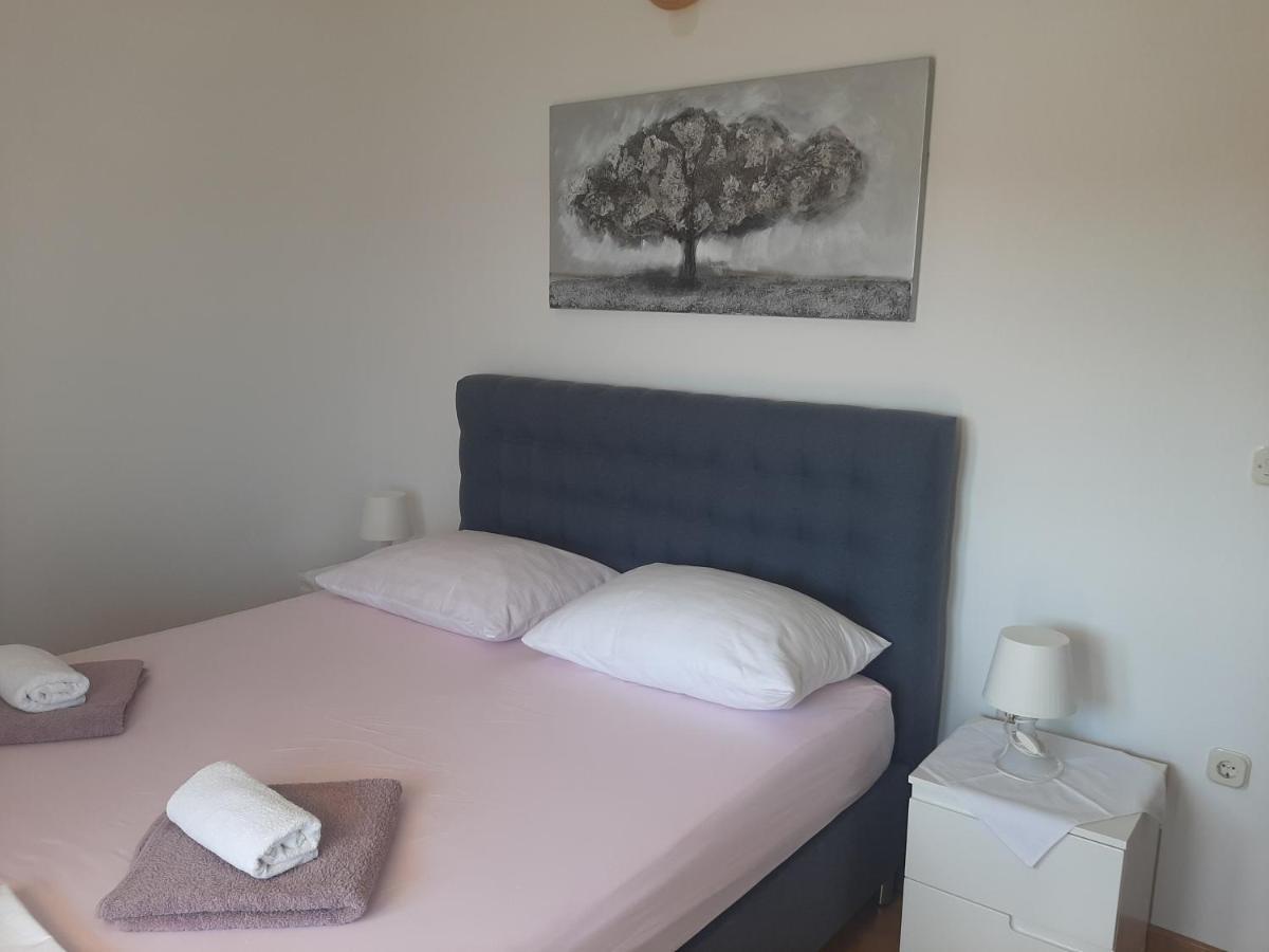 Apartments Donadic I, Caska Novalja Eksteriør bilde