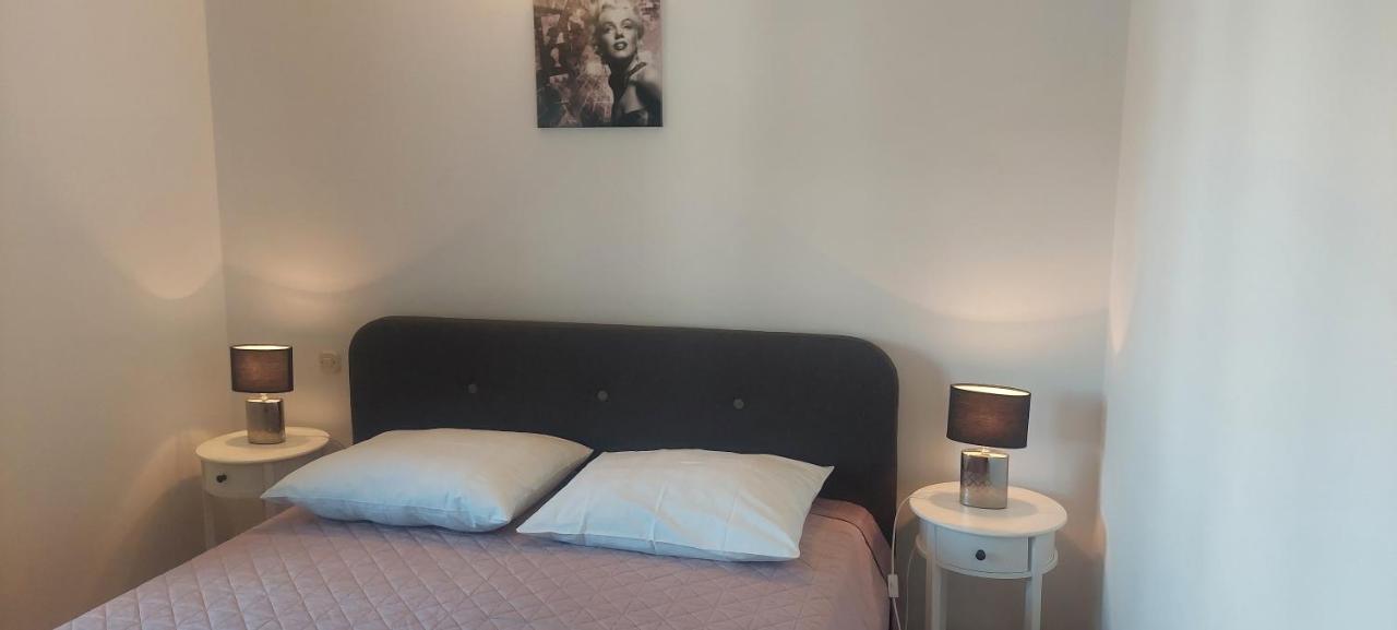 Apartments Donadic I, Caska Novalja Eksteriør bilde